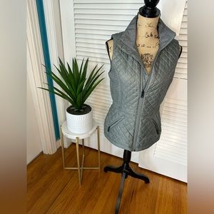 The North Face Insulated Luna Vest in Sedona Sage Grey Size S